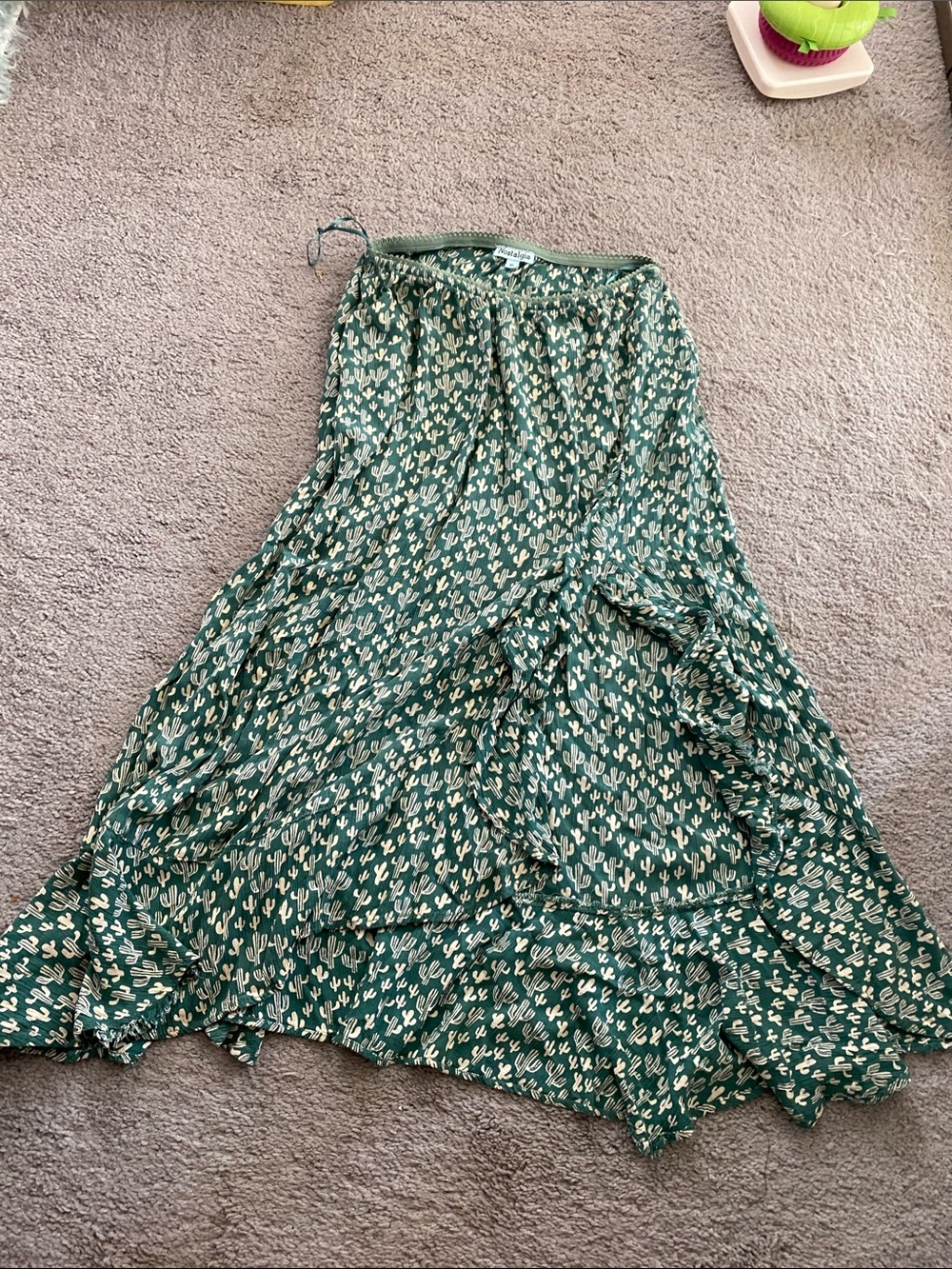 Green Cactus-Print Maxi Skirt